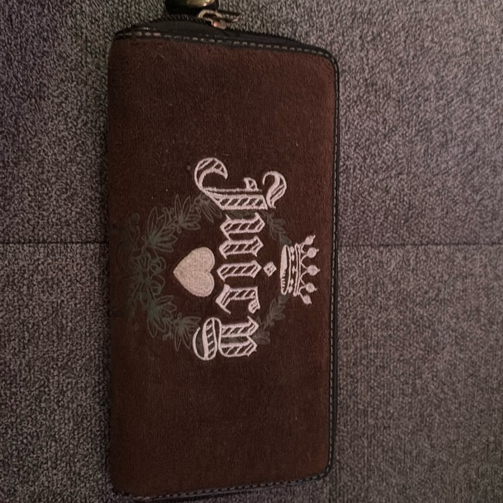 Juicy couture wallet